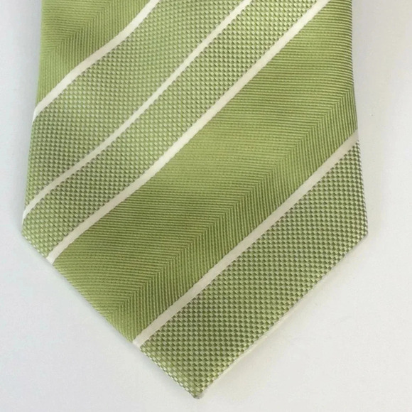 TUCCI Green & White Striped 100% Italian Silk Tie - Picture 1 of 7